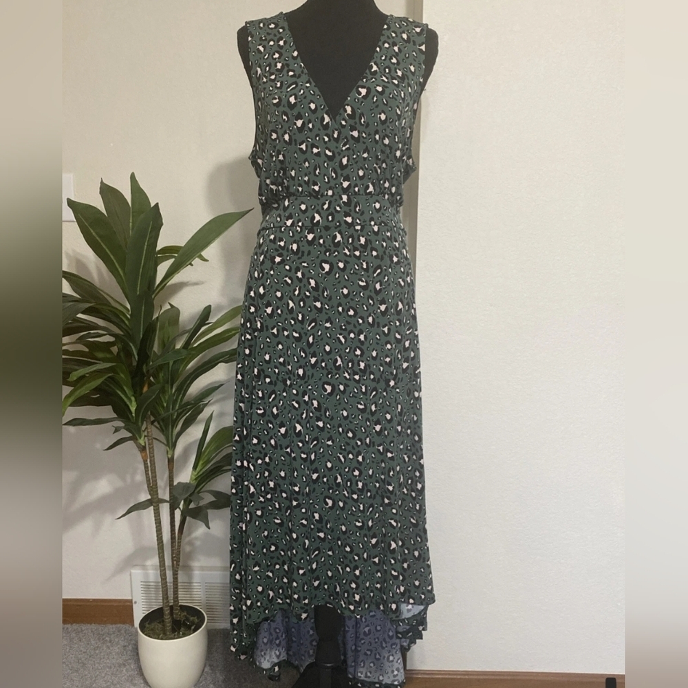 Torrid Dress Sz 2X Green Leopard Sleeveless Surplice Tie Back Spring Maxi Hi Low
